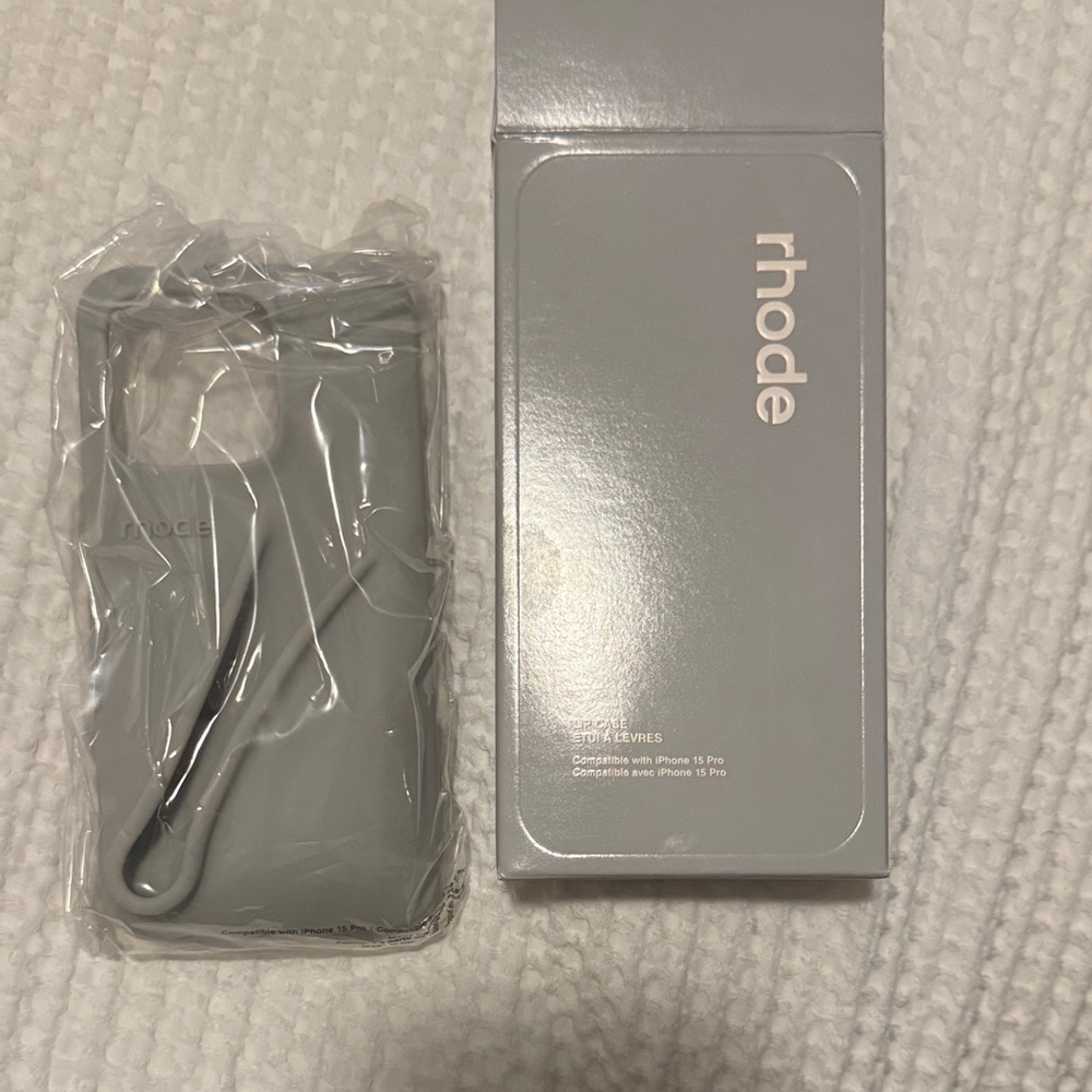 Rhode Gray Phone Case for iPhone 15 Pro